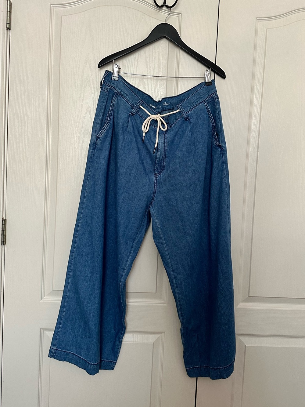 Old Navy High-Rise Drapey Crop Wide Leg Pant